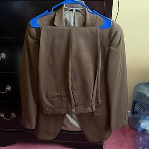 Classic Men's Brown Two-Piece Suit Jacket & Trousers